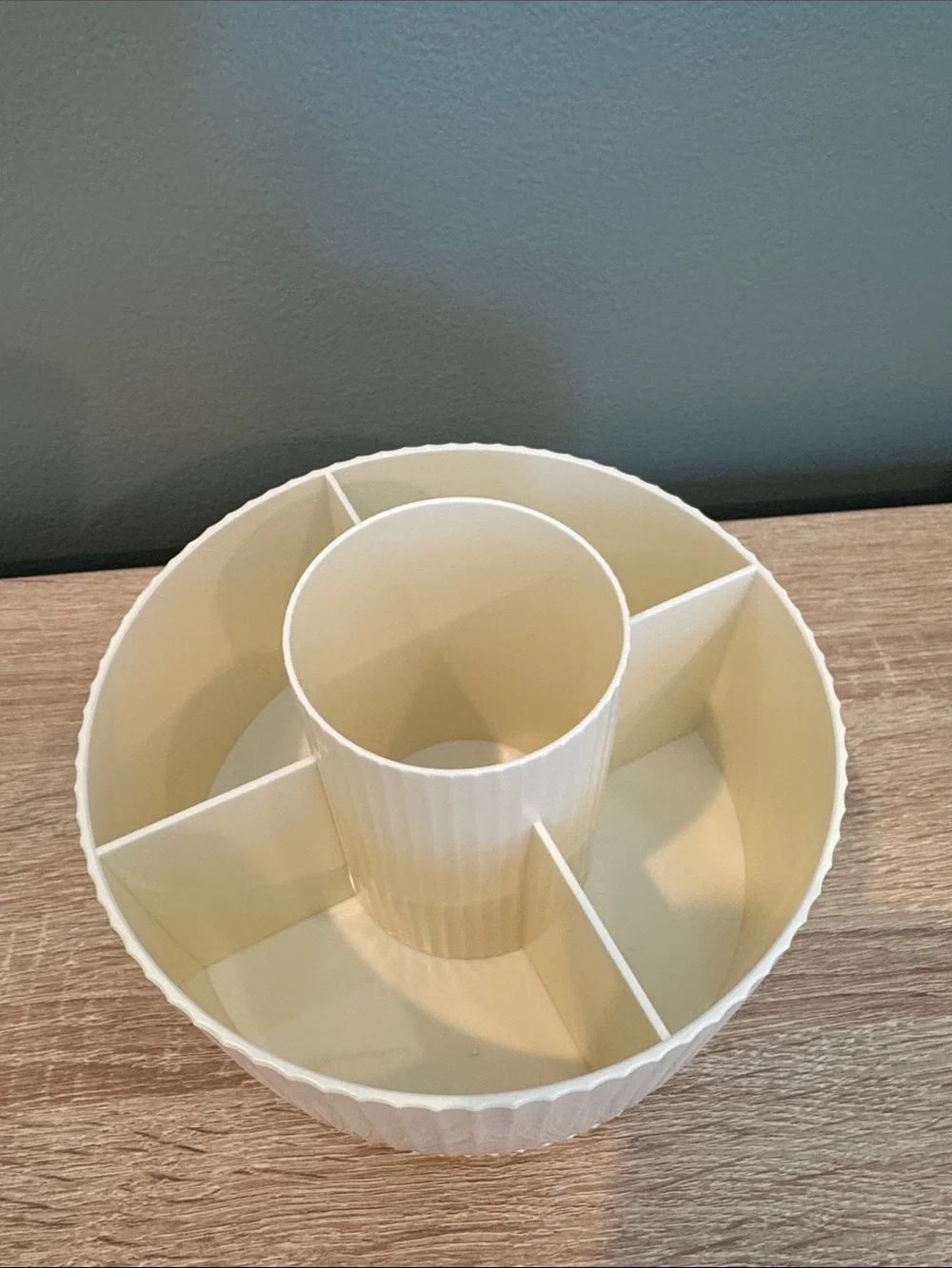 Cream 360 Rotating Desktop Organizer with 5 Slots NWT